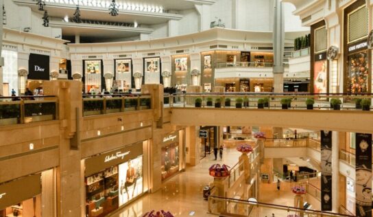 The Changing Landscape: Understanding Why Many Jewellers are Closing Down or Retiring